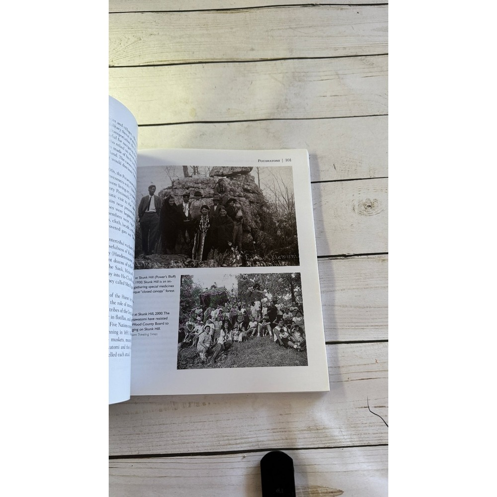 Indian Nations of Wisconsin Patty Loew 2013 Second Edition Native American - Picture 9 of 10